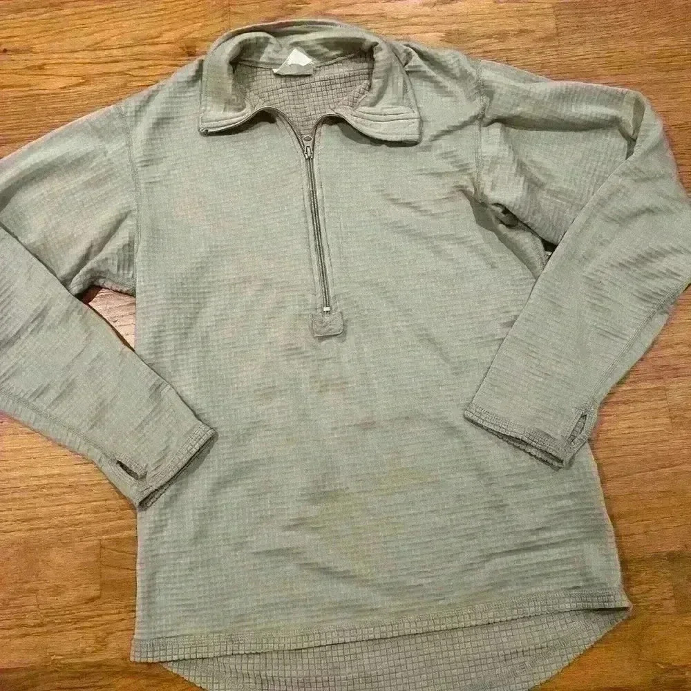 Polartec waffle knot 1/4 zip size small long